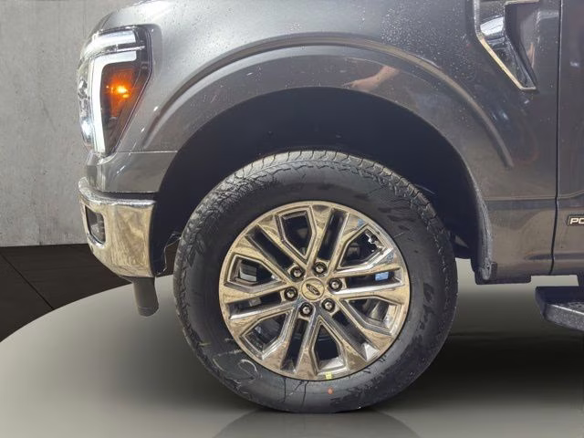 2026 Carbonized Gray Metallic Ford F-150 Lariat Chrome 4X4 Truck