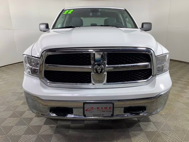 2022 Bright White Clearcoat Ram 1500 Classic SLT 4X4 Truck