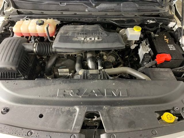 2022 Ivory White Tri-Coat Pearlcoat Ram 1500 Laramie 4X4 Truck