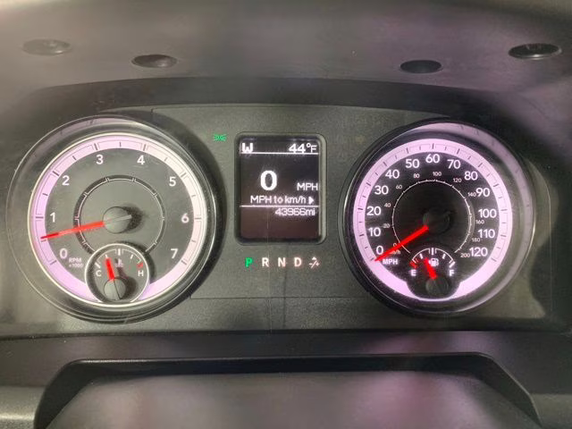 2022 Bright White Clearcoat Ram 1500 Classic SLT 4X4 Truck