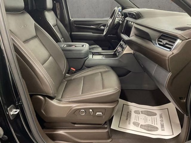 2024 Onyx Black GMC Yukon XL Denali 4X4 SUV
