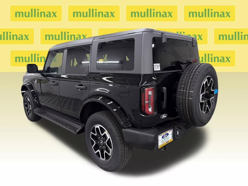 2026 SHADOW BLACK Ford Bronco Outer Banks 4X4 SUV