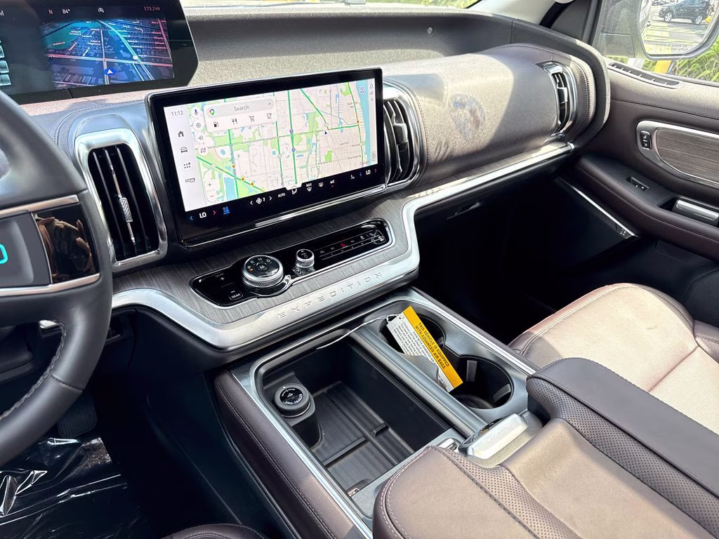 2026 Agate Black Metallic Ford Expedition Platinum 4X4 SUV