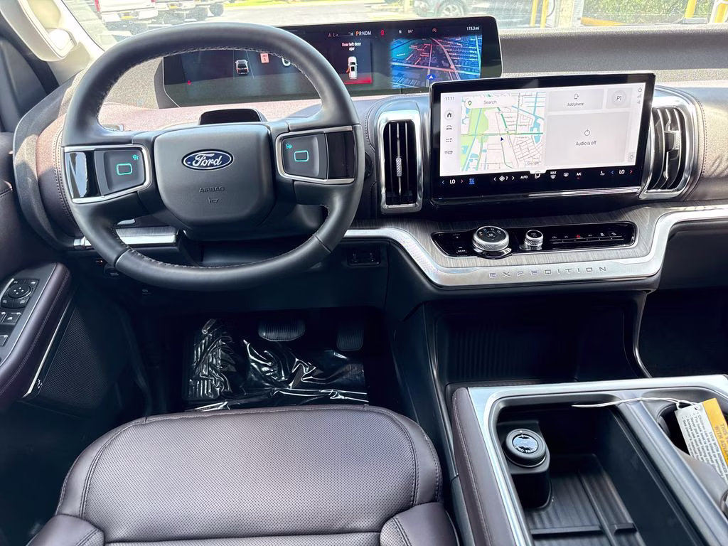 2026 Agate Black Metallic Ford Expedition Platinum 4X4 SUV