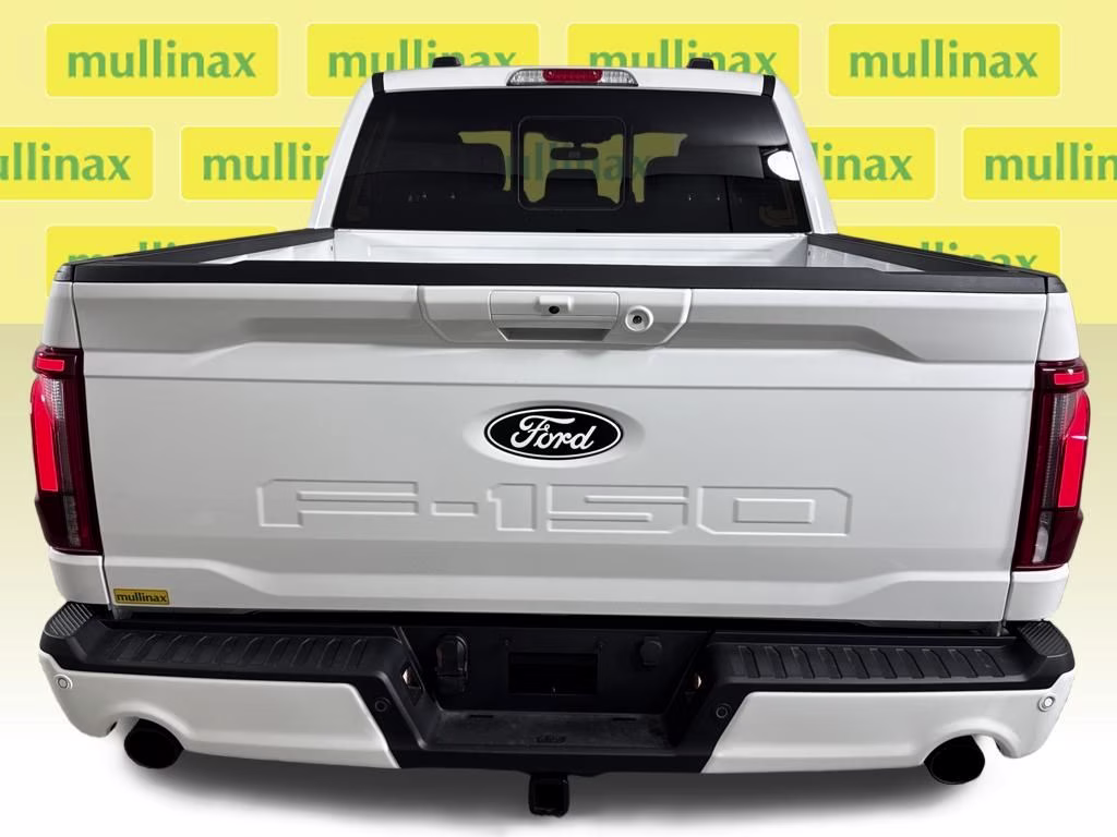 2026 Star White Metallic Tri-Coat Ford F-150 Lariat 4X4 Truck