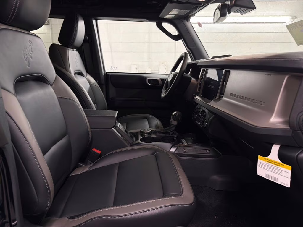 2026 SHADOW BLACK Ford Bronco Outer Banks 4X4 SUV