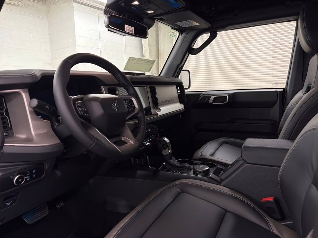 2026 SHADOW BLACK Ford Bronco Outer Banks 4X4 SUV