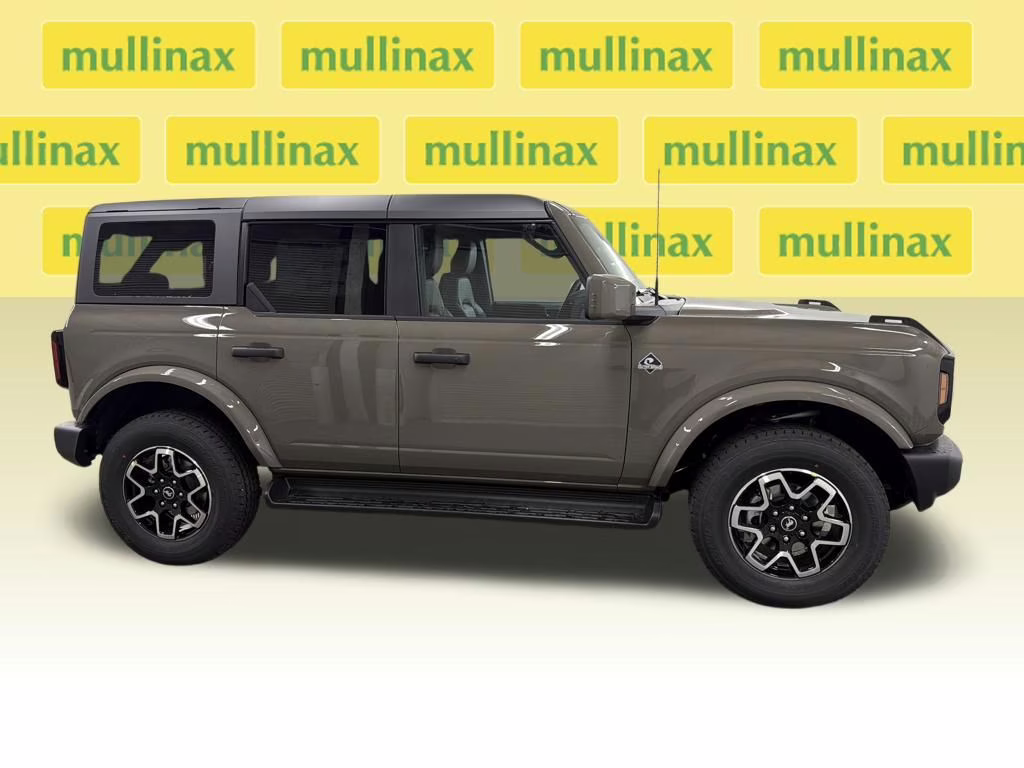 2026 MARSH GRAY Ford Bronco Outer Banks 4X4 SUV