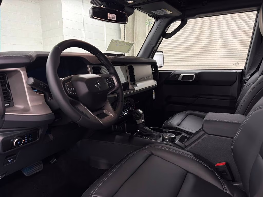 2026 MARSH GRAY Ford Bronco Outer Banks 4X4 SUV