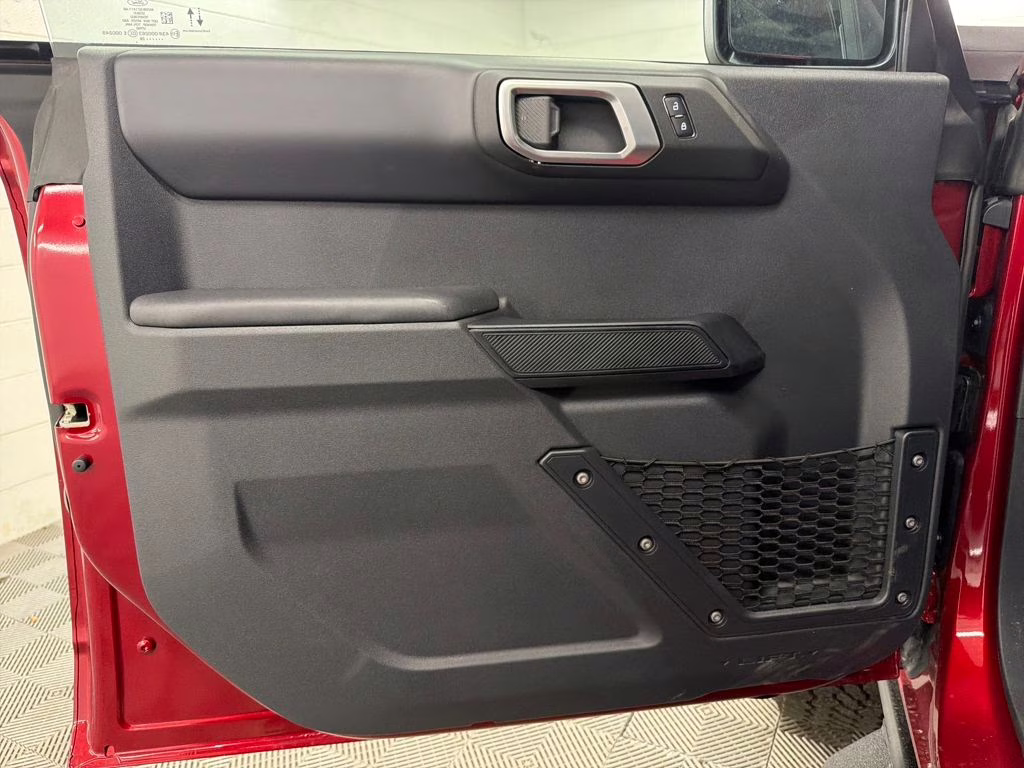 2026 RUBY RED TNTD Ford Bronco Badlands 4X4 SUV