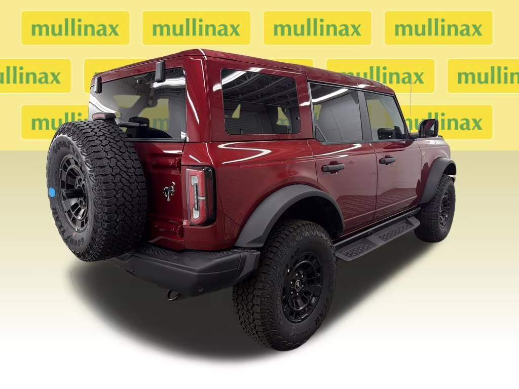 2026 RUBY RED TNTD Ford Bronco Badlands 4X4 SUV