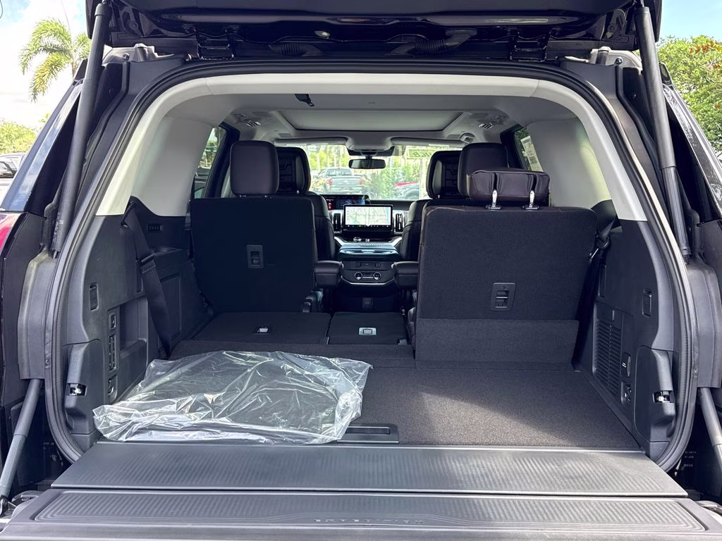 2026 Agate Black Metallic Ford Expedition Platinum 4X4 SUV