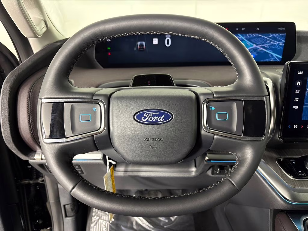 2026 Black Metallic Ford Expedition Platinum 4X4 SUV