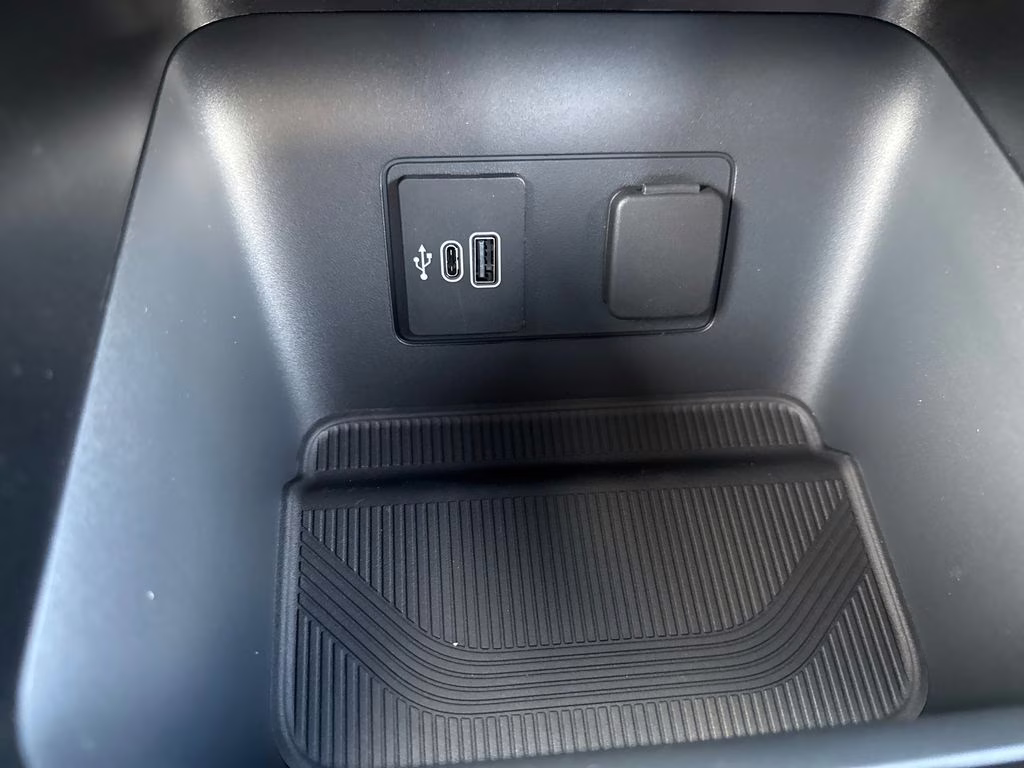 2026 Agate Black Metallic Ford Explorer ST-Line RWD SUV