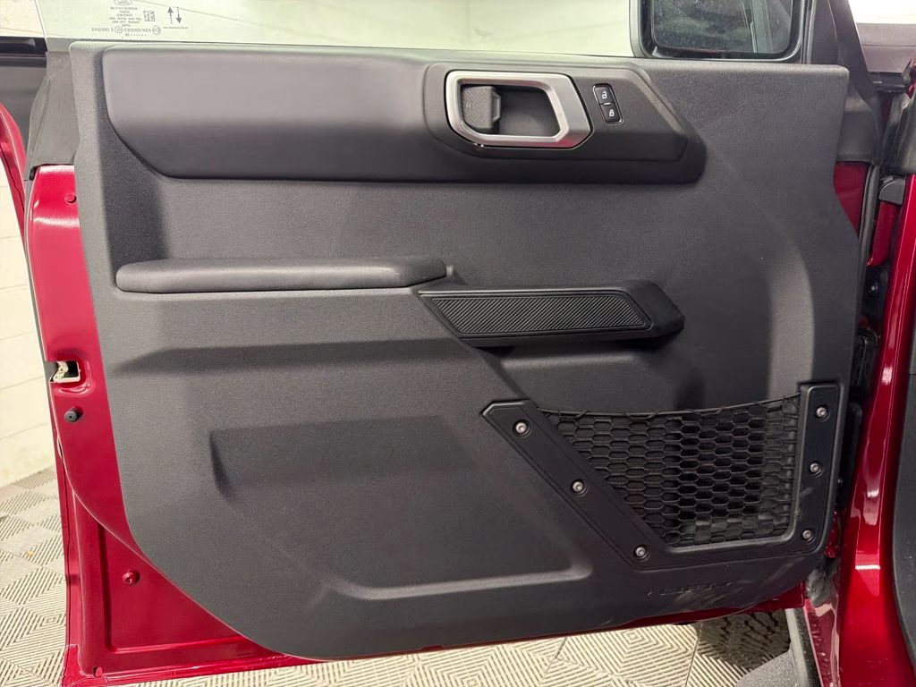 2026 RUBY RED TNTD Ford Bronco Badlands 4X4 SUV