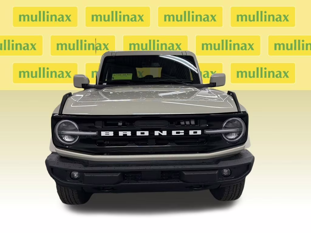 2026 Beige Ford Bronco Outer Banks 4X4 SUV