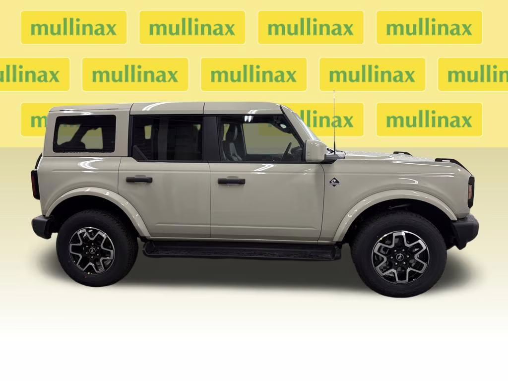 2026 Beige Ford Bronco Outer Banks 4X4 SUV