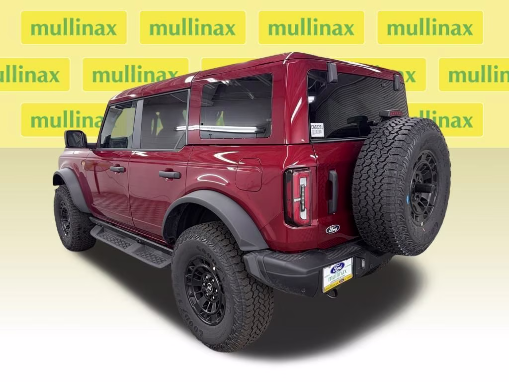 2026 RUBY RED TNTD Ford Bronco Badlands 4X4 SUV