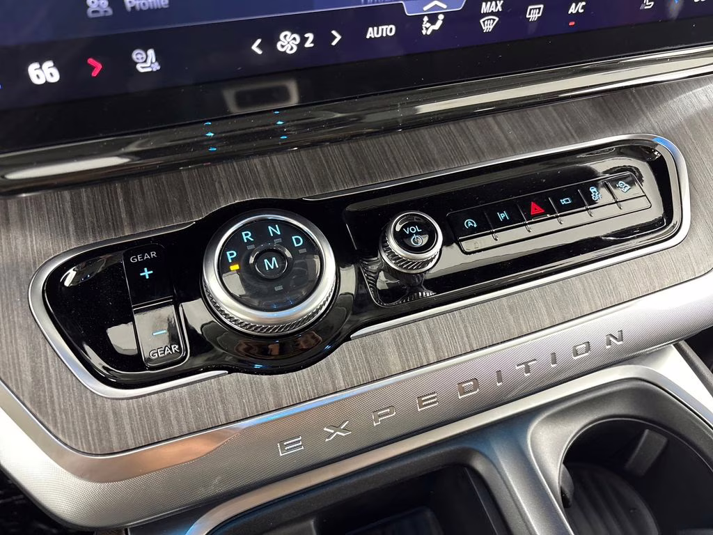 2026 Black Metallic Ford Expedition Platinum 4X4 SUV