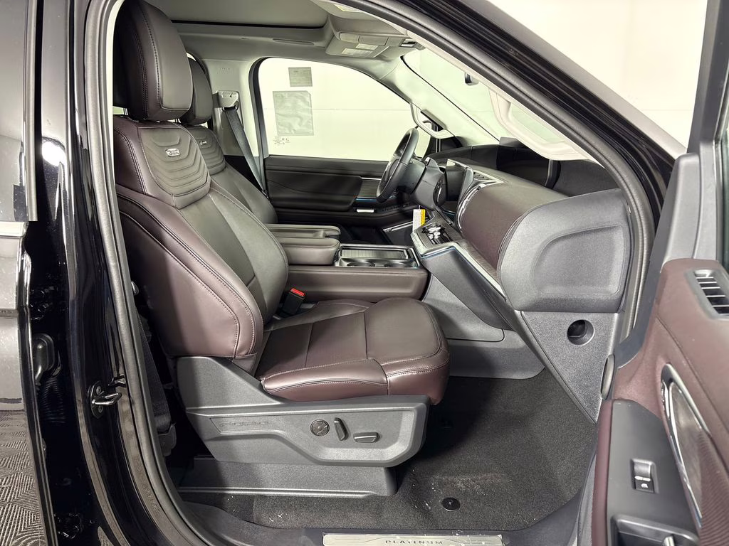 2026 Black Metallic Ford Expedition Platinum 4X4 SUV