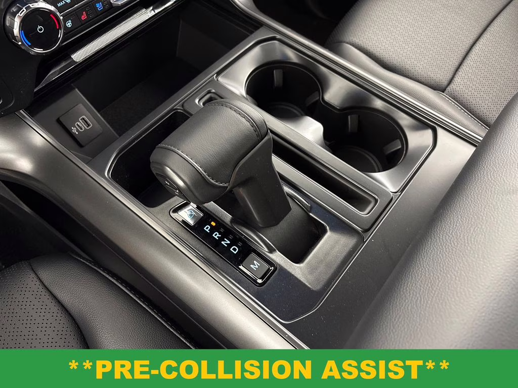 2026 White Ford F-150 Lariat 4X4 Truck