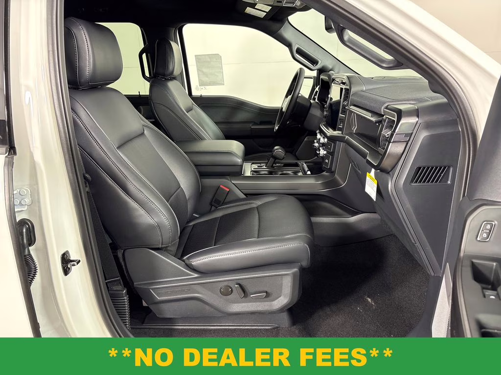 2026 White Ford F-150 Lariat 4X4 Truck