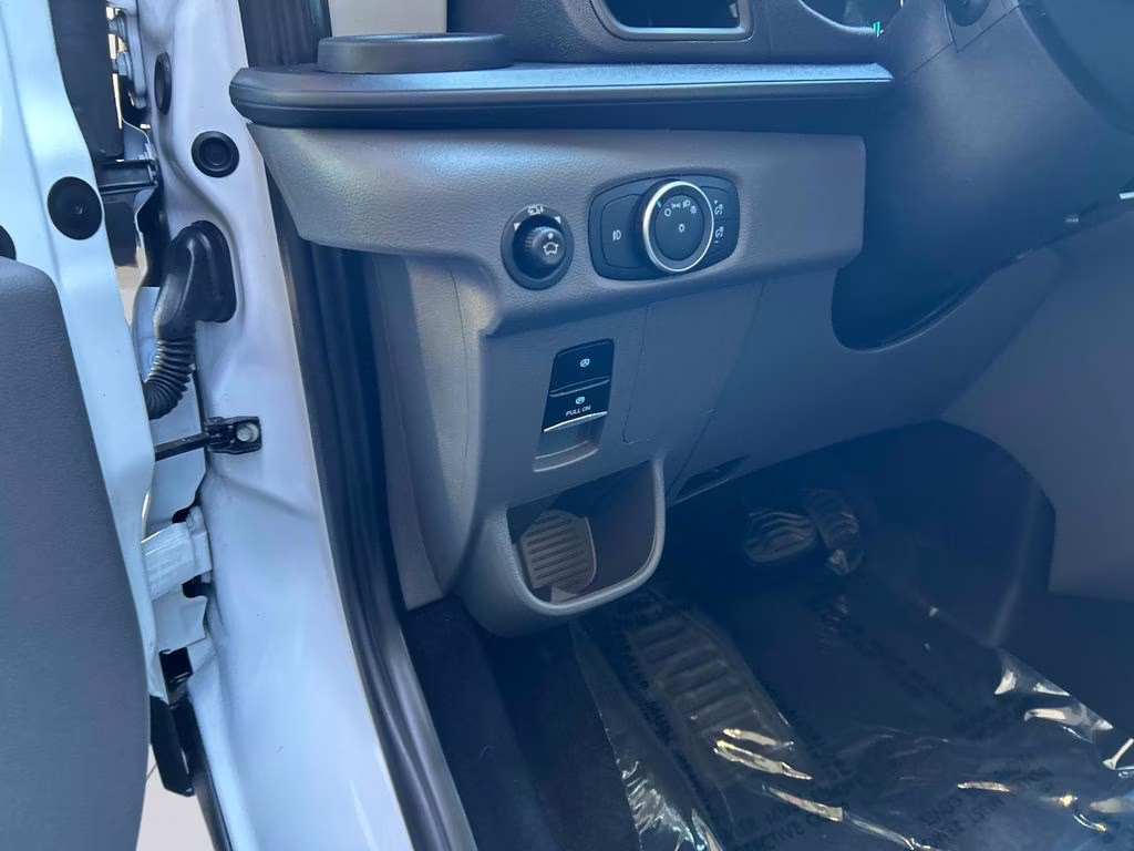 2023 Oxford White Ford Transit-350 XLT RWD Crossover
