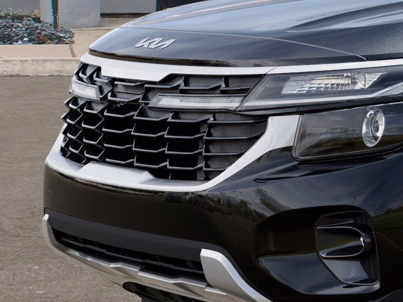 2026 Fusion Black Kia Seltos S AWD SUV