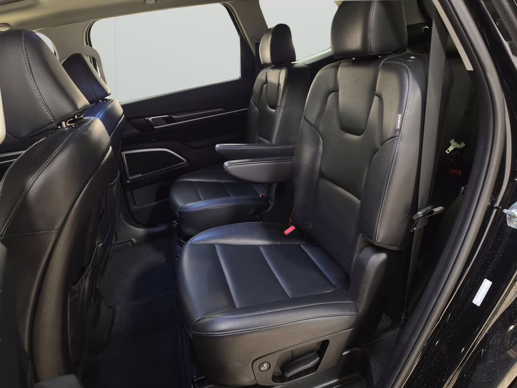 2025 Ebony Black Kia Telluride S AWD SUV
