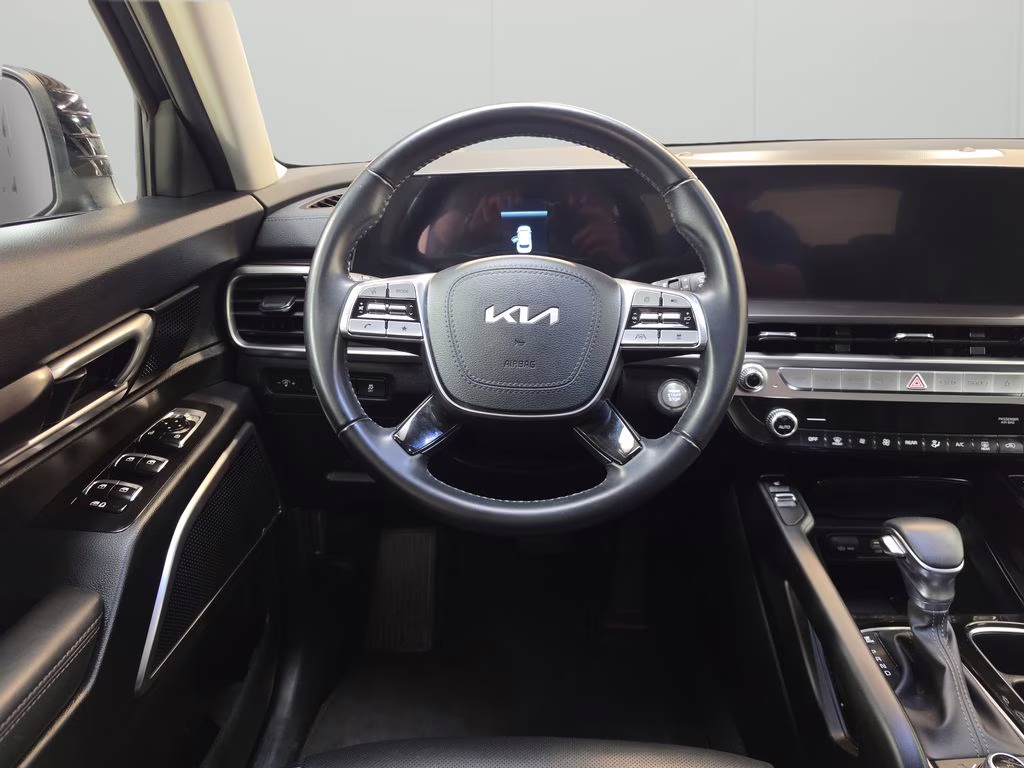 2025 Ebony Black Kia Telluride S AWD SUV