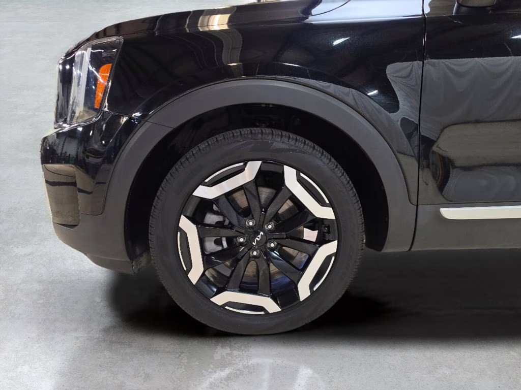 2025 Ebony Black Kia Telluride S AWD SUV