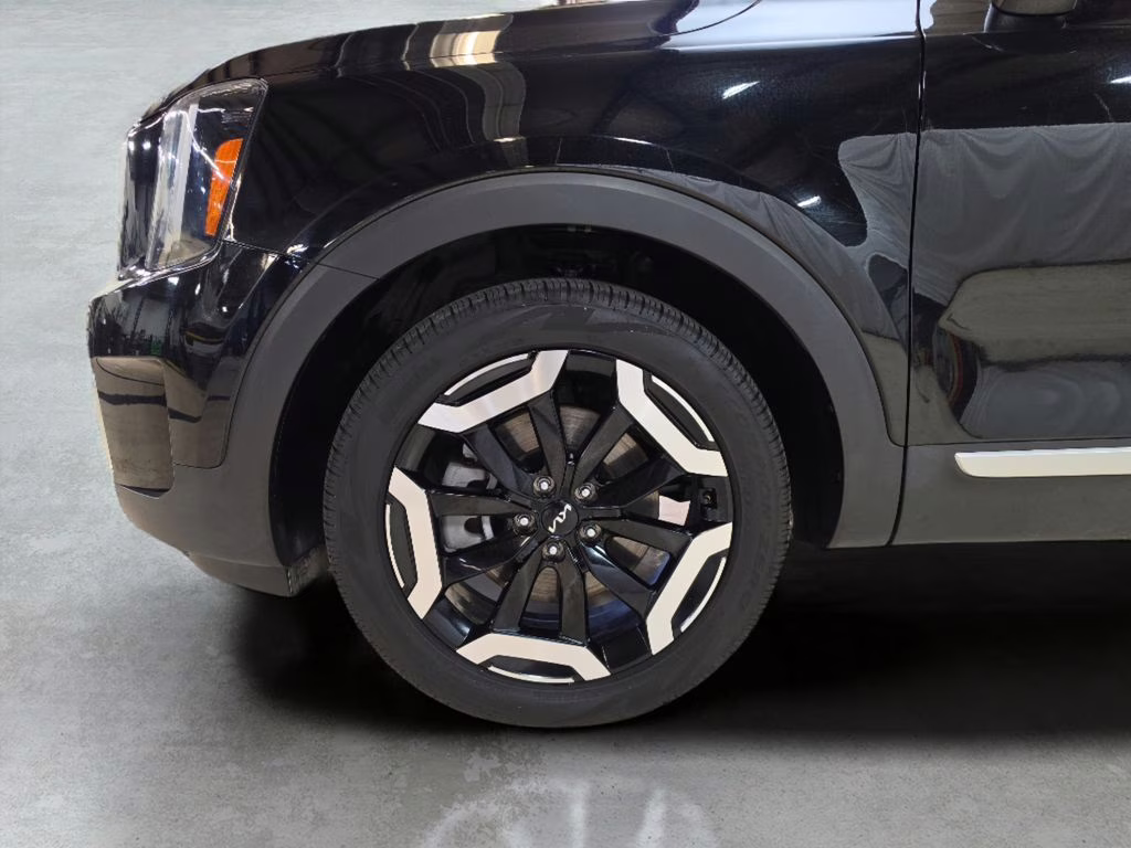 2025 Ebony Black Kia Telluride S AWD SUV