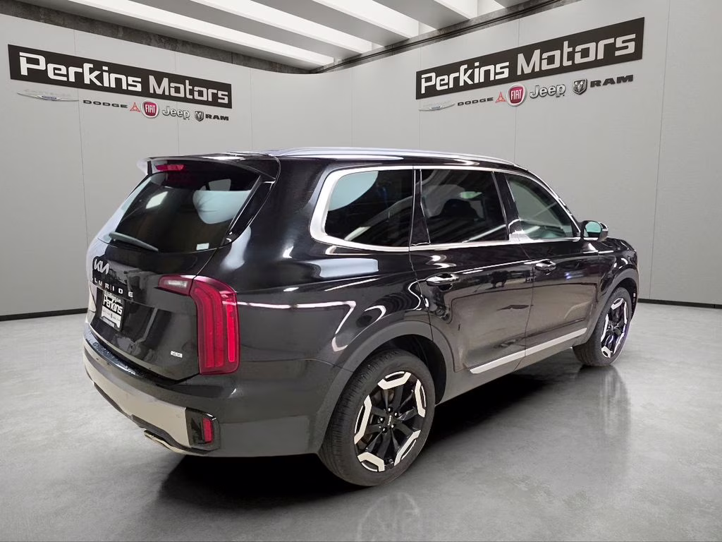 2025 Ebony Black Kia Telluride S AWD SUV