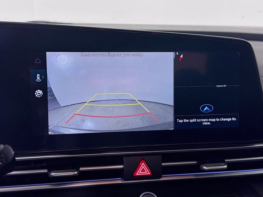 2025 Amazon Gray Hyundai Elantra SEL Convenience FWD Sedan