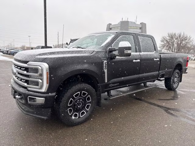 2024 Agate Black Metallic Ford Super Duty F-350 SRW Platinum 4X4 Truck