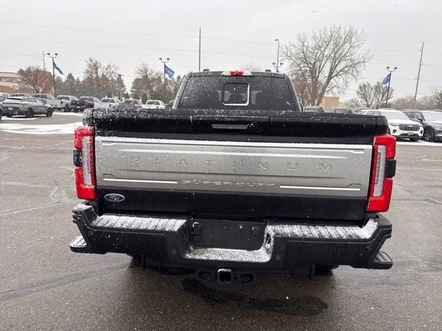 2024 Agate Black Metallic Ford Super Duty F-350 SRW Platinum 4X4 Truck
