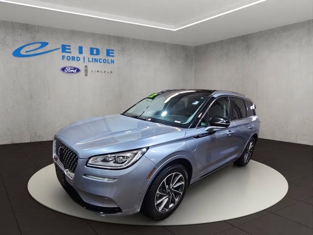 2022 Elite Blue Metallic Clearcoat Lincoln Corsair Plug-In Hybrid Grand Touring AWD SUV
