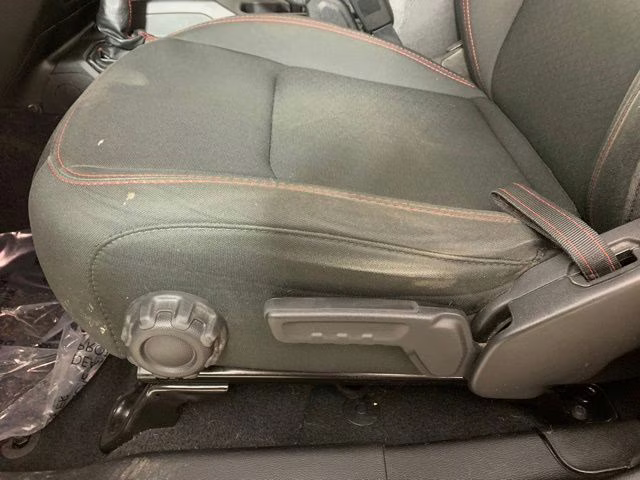 2019 Granite Crystal Metallic Clearcoat Jeep Wrangler Unlimited Rubicon 4X4 SUV