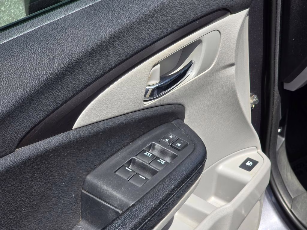 2016 Modern Steel Metallic Honda Pilot LX AWD SUV