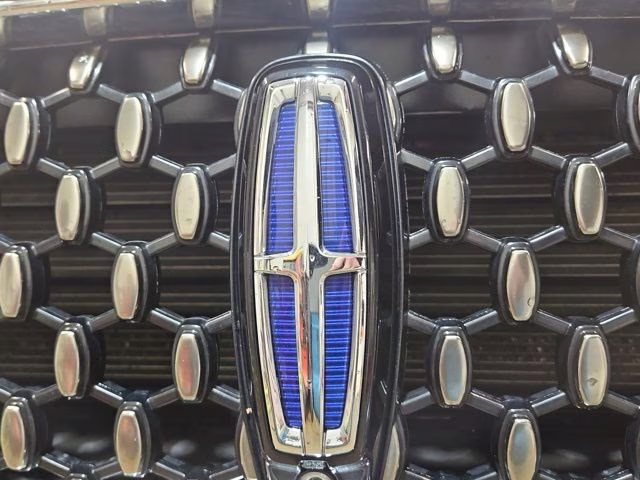 2022 Elite Blue Metallic Clearcoat Lincoln Corsair Plug-In Hybrid Grand Touring AWD SUV