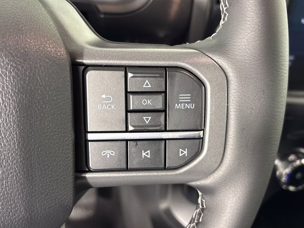 2026 Avalanche Ford F-150 Lariat 4X4 Truck