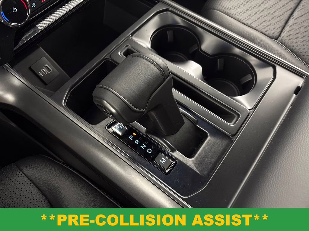 2026 Avalanche Ford F-150 Lariat 4X4 Truck