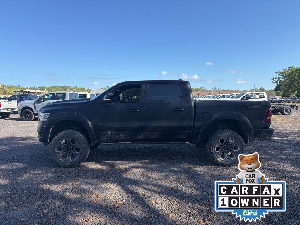 2022 Diamond Black Crystal Pearlcoat Ram 1500 Laramie 4X4 Truck