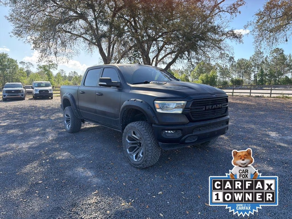 2022 Diamond Black Crystal Pearlcoat Ram 1500 Laramie 4X4 Truck