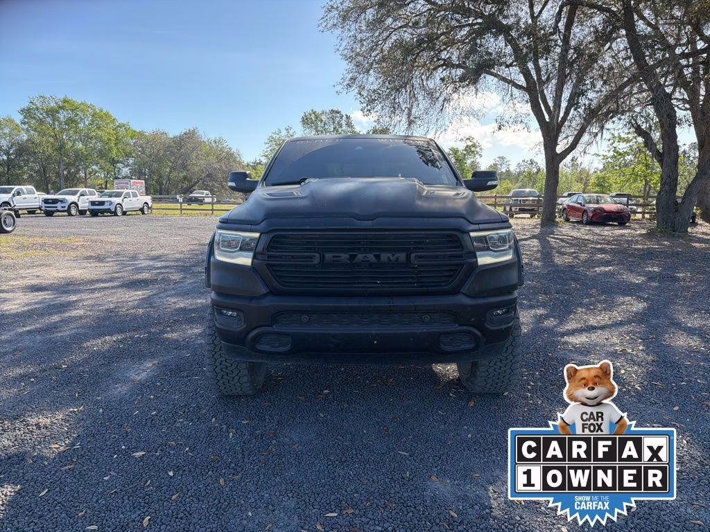 2022 Diamond Black Crystal Pearlcoat Ram 1500 Laramie 4X4 Truck