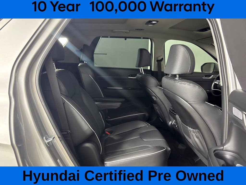 2024 Typhoon Silver Hyundai Palisade Limited FWD SUV