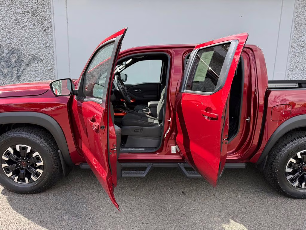 2023 Cardinal Red Metallic Tricoat Nissan Frontier PRO-4X 4X4 Truck