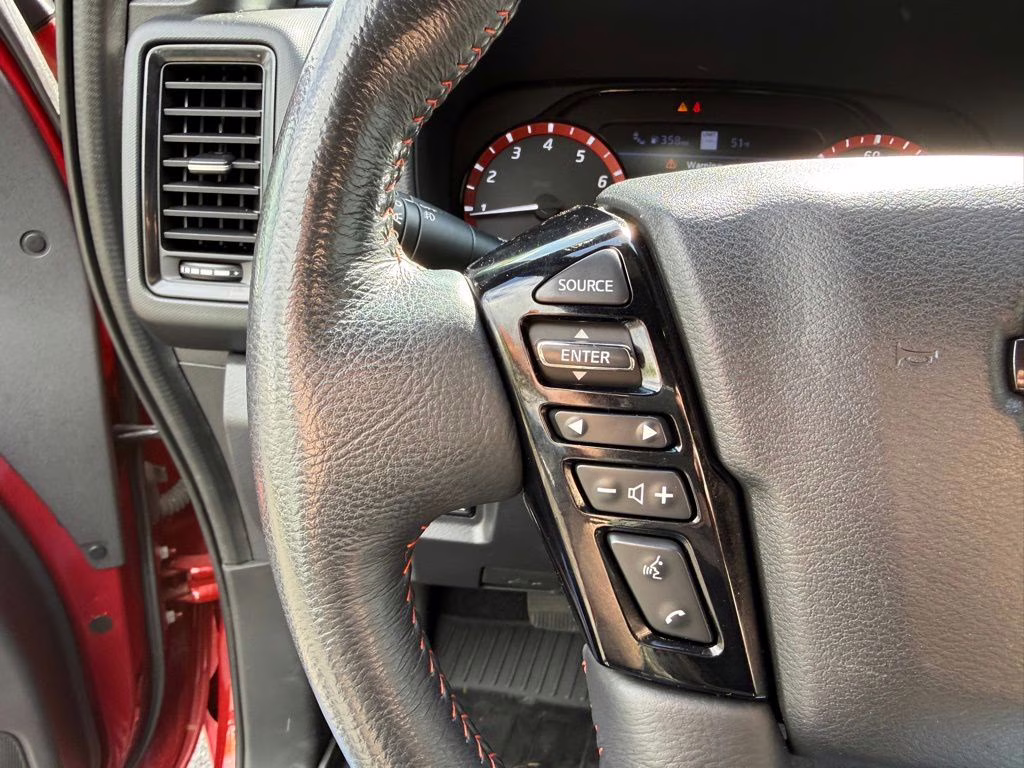 2023 Cardinal Red Metallic Tricoat Nissan Frontier PRO-4X 4X4 Truck