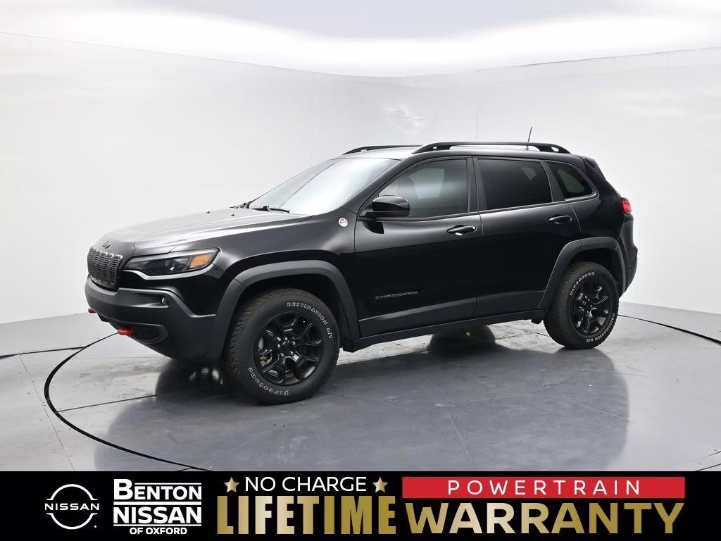 2022 Diamond Black Crystal Pearlcoat Jeep Cherokee Trailhawk 4X4 SUV
