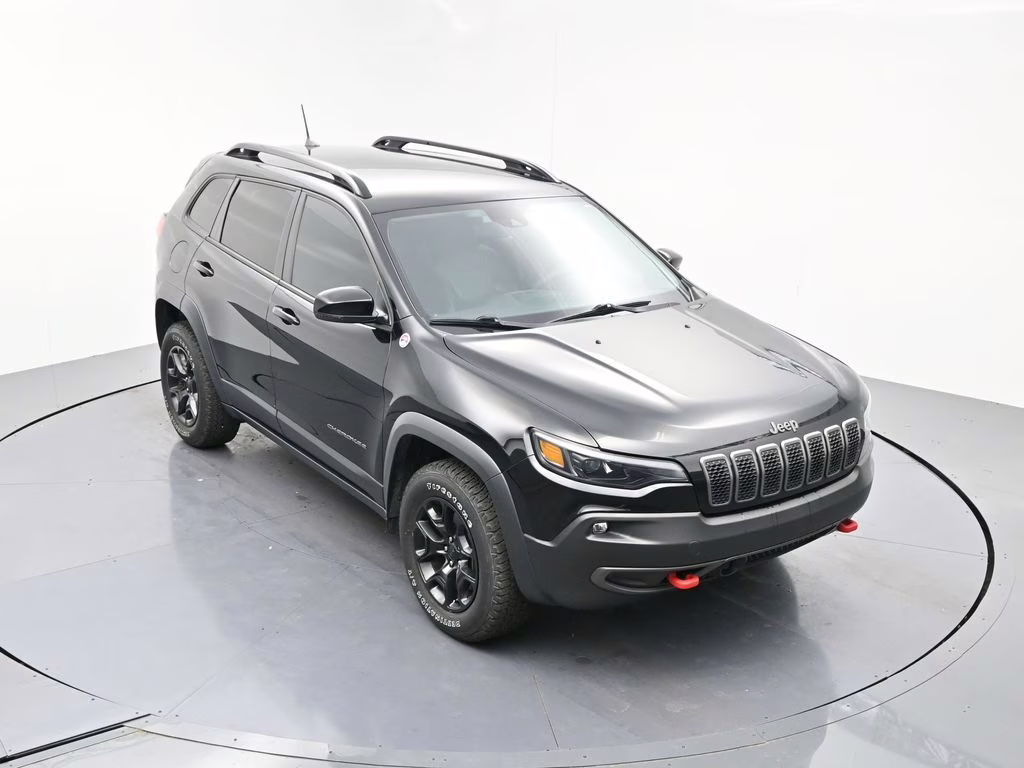 2022 Diamond Black Crystal Pearlcoat Jeep Cherokee Trailhawk 4X4 SUV